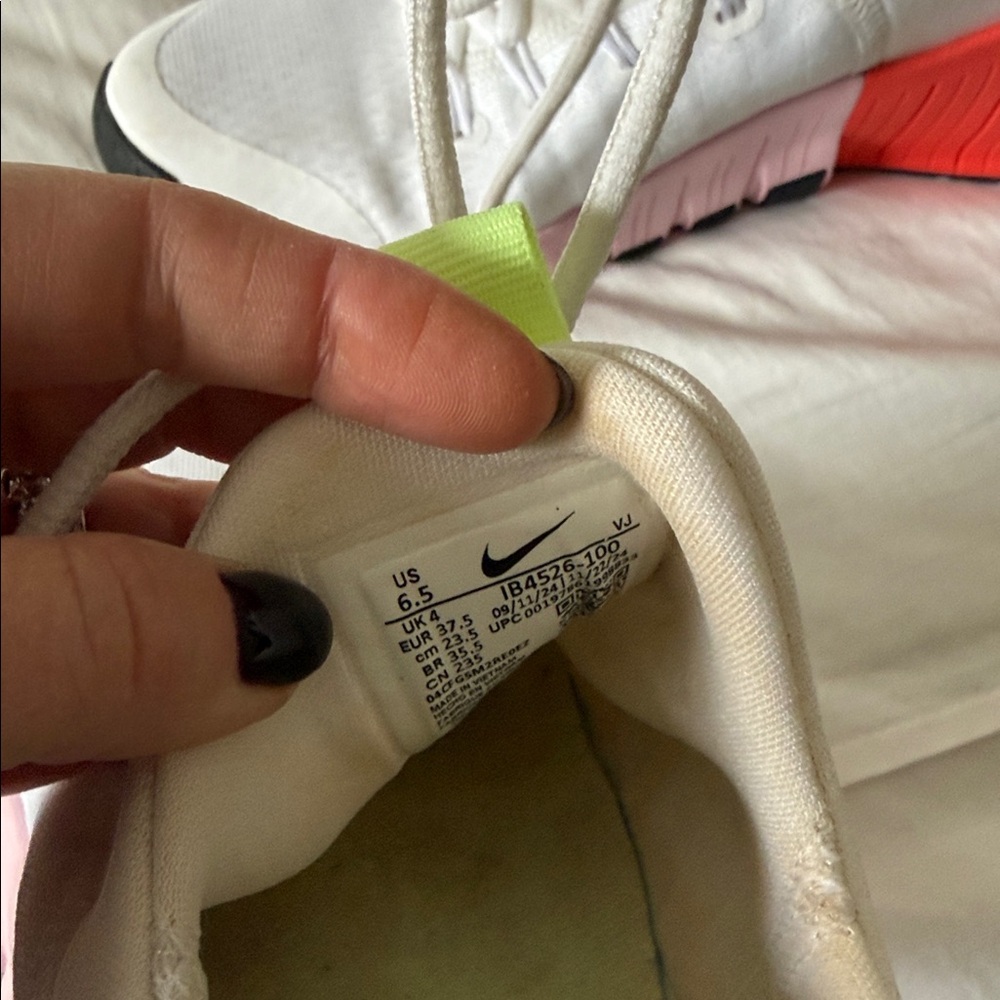 Nike Metcon perfect condition 6.5 - Picture 3 of 5